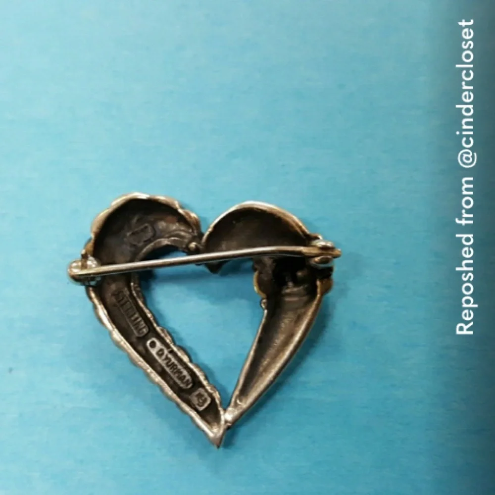 David Yurman Silver and Gold Heart Brooch - Picture 11 of 12